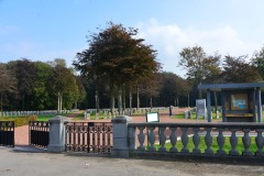 2014-09-30-Ypern-Houthulst-Belgische-Kriegsgraeber-02